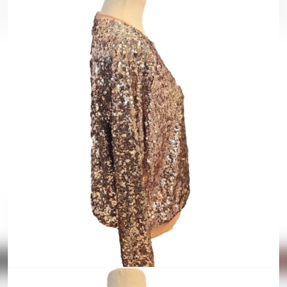 LOVE SADIE Rose gold sequin top with super soft and comfy lining - Picture 3 of 6